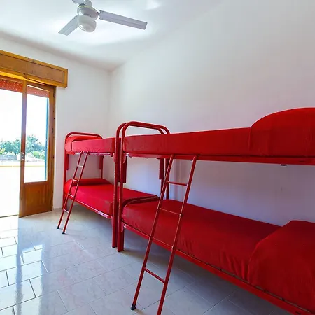 Casa Vacanza Cosimo 7 A Torre Colimena * 마두리아